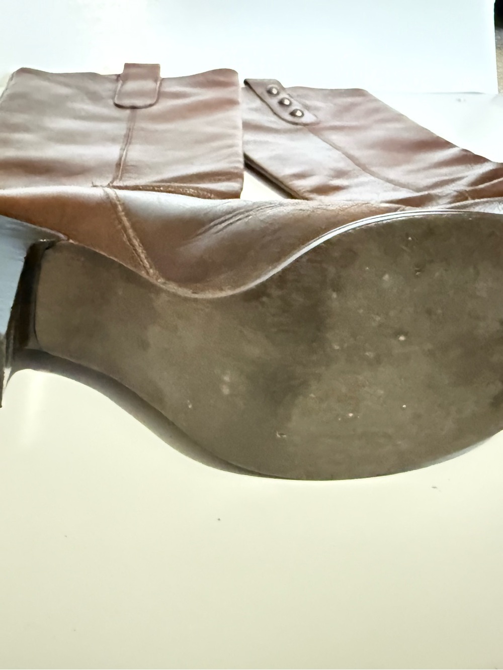 Women's Brown Leather Mid-Calf Heeled Boots - Picture 2 of 3